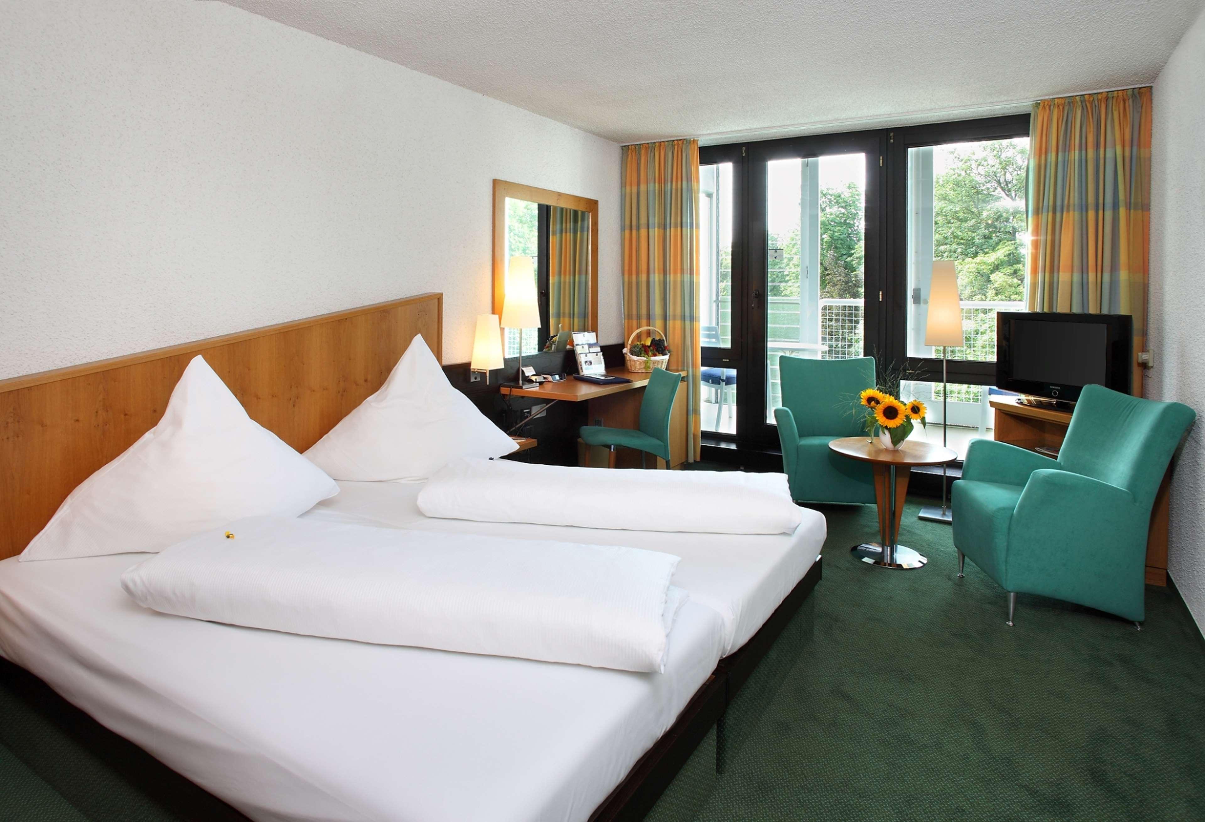 Best Western Premier Parkhotel บัดแมร์เกนท์ไฮม์ ภายนอก รูปภาพ